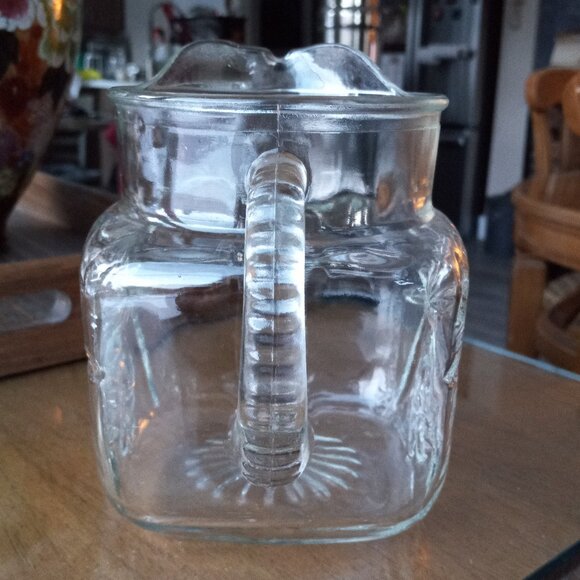 Vintage Anchor Hocking Clear Starburst Pattern Square Pitcher - Picture 7 of 16